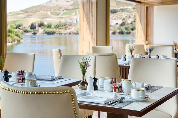 Uniworld SS Sao Gabriel - Restaurant 2.jpg